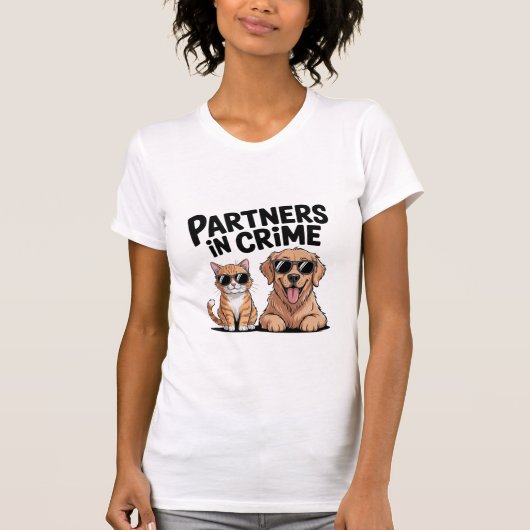 Funny Cat & Dog T-Shirt – “Partners in Crime”  (Devant)
