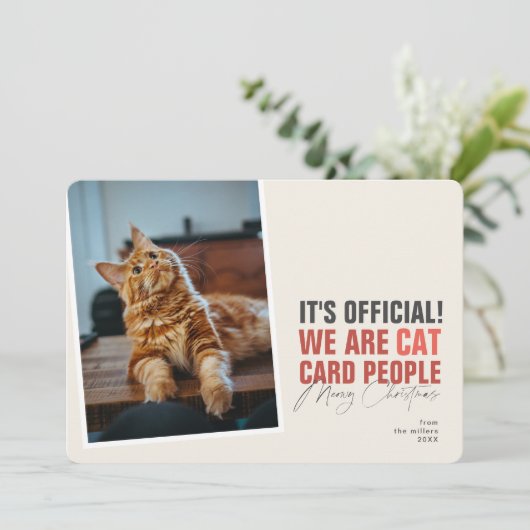 Funny Cat Kerstmis Kaart Red Meowy Kerstmis (Staand voorkant)