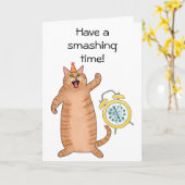 Funny cat smashing time pun cartoon jarig kaart (Gele Bloem)