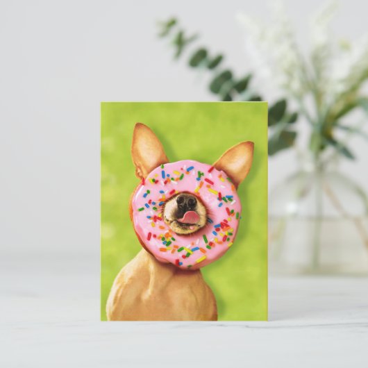 Funny Chihuahua Dog met Sprinkle Donut op Nose Briefkaart (Staand voorkant)