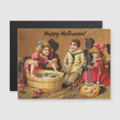  Funny Children Bobbing for Apples op party (Voorkant / Achterkant)