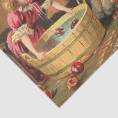  Funny Children Bobbing for Apples op party Tissuepapier (Detail)