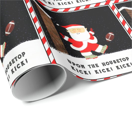 Funny Christmas Football Gift Cadeaupapier (Rol Hoek)