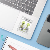 Funny Coffee and Aliens Sticker (Laptop met iPhone)