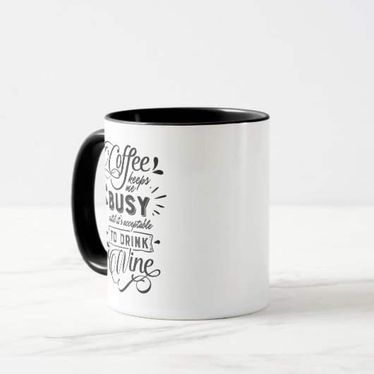 Funny Coffee houdt me bezig met wijn Mok (Voorkant links)