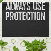 Funny Construction Tshirt - Always Use Protection  Theedoek (Gevouwen)