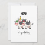 Funny Cow Herd Pun Anniversaire Carte<br><div class="desc">Troupeau c’est votre anniversaire - drôle de carte d’anniversaire de jeu de mots avec une illustration minimaliste d’un troupeau de vaches avec des casquettes de fête</div>
