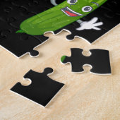 Funny Cucumber Pickle Dancing Food Legpuzzel (Zijkant)