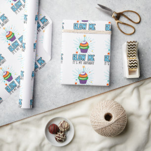 Funny Cupcake Candle Blow me Het is mijn verjaarda Cadeaupapier