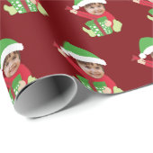 Funny Custom Children's Photo Elf Christmas Red Cadeaupapier (Rol Hoek)