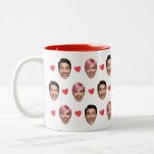 Funny Custom Couple Faces Pattern Red Hearts Tweekleurige Koffiemok (Links)