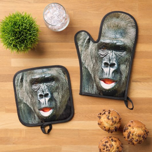 FUNNY CUTE GORILLA OVENWANT & PANNENLAP SET (Top down)