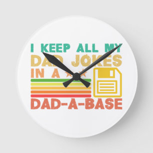 Funny dad maakt grapjes in pap-a-basis vintage voo ronde klok