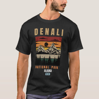 Funny Dental Mountain-Dentist Tooth Hiking Tee T-shirt