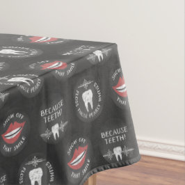 Funny Dentist Pattern - Cute Dental Hygienist Tafelkleed