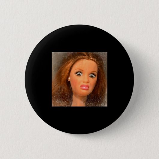 Funny Disgusting Doll Face Meme Ronde Button 5,7 Cm (Voorkant)