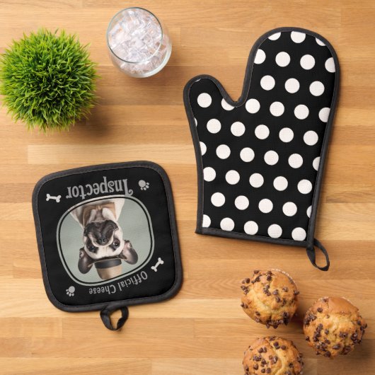 Funny Dog Cheese Inspector Ovenwant & Pannenlap Set (Top down)