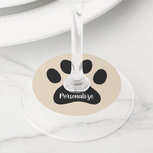 Funny dog paw voetafdruk pet Birthday viering Wijnglaslabel (Dichtbij)
