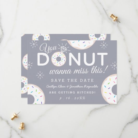 Funny Donut Thleed Wedding Save the Dates Date (Voorkant / Achterkant in situ)