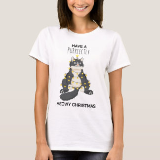 Funny Festive Christmas Cat Minimal Animal Lover T-shirt