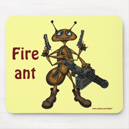 Funny fire ant met pistolen cartoon mousepad muismat (Voorkant)