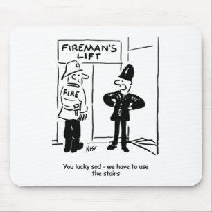 Funny Fireman Firefighter en Policeman Cartoon Muismat