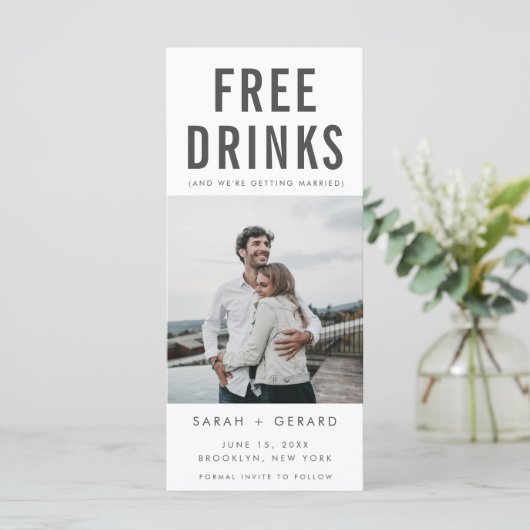 Funny Free Drinken Wedding Photo Save the Date (Staand voorkant)