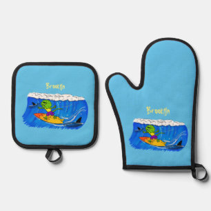 Funny frilly nek lizard surfende cartoon ovenwant & pannenlap set