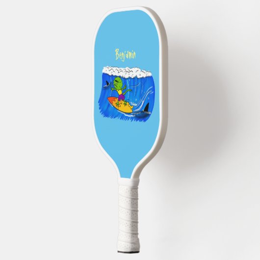 Funny frilly nek lizard surfende cartoon pickleball paddle (Links)