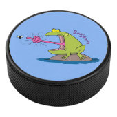 Funny frog en cartoon hockey puck (3/4)