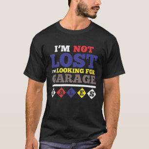 Funny Garage Sales Yard-veiling T-shirt