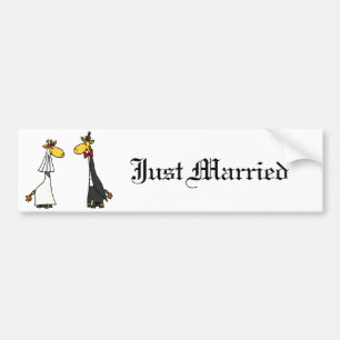 Funny Giraffe Bride en Groom Wedding Cartoon Bumpersticker