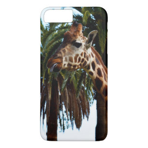 Funny Giraffe die een frambozen geeft, iPhone 8 Plus / 7 Plus Hoesje