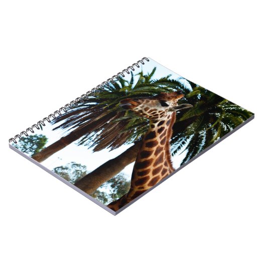 Funny Giraffe die een frambozen geeft, Notitieboek (Linkerzijde)