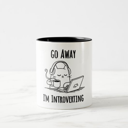 Funny Go Away I'm Introverting Tweekleurige Koffiemok (Center)
