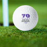 Funny Golf Balls 70e fête d'anniversaire Monogramm<br><div class="desc">Votre golfeur qui a quatre-vingts ans va se faire rire de ces balles de golf personnalisées. Dispose d'un design avec le texte "70 ans et toujours en mouvement". (Vous pouvez changer le nombre en n'importe quelle année et la couleur du violet à votre choix.) Personnalisez avec des initiales monogrammées, le...</div>