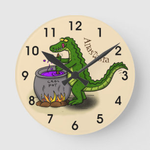 Funny green alligator kook cartoon ronde klok