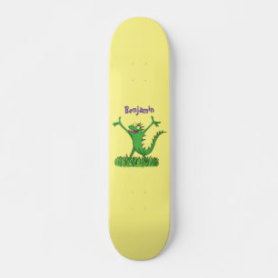 Funny green glimlach animated iguana lizard skateboard