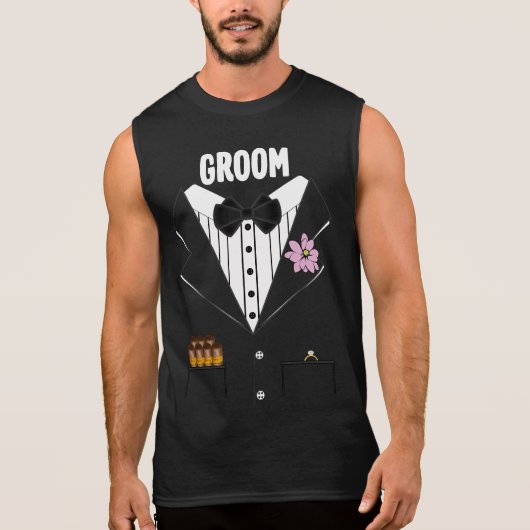 Funny Groom Tuxedo met sigaren en ring voor bride T-shirt (Voorkant)