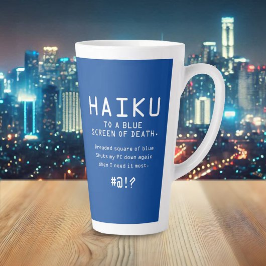 Funny Haiku naar het blauwe scherm van de dood Latte Mok