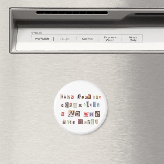 Funny Hand over Controller Ransom Note Collage Magneet (Insitu (Vaatwasser))