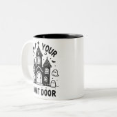 Funny Haunted Castle Mugs – “Shut Your Front Door” (Devant gauche)