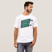 Funny HIghway Sign Big Beaver Road Exit 69 T-shirt (Voorkant volledig)