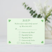 Funny Irish Green Wedding RSVP Invitation Card (Debout devant)