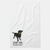 Funny Irish St. Patrick's Day Black Lab Lucky Dog Theedoek (Verticaal)