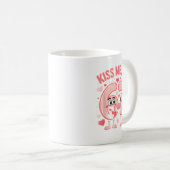 Funny Kiss Me I'm 67 Cute Valentine's Day Couples  Koffiemok (Voorkant rechts)