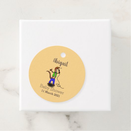 Funny lizard zingt met cartoon van de microfoon bedankjes labels (In situ)