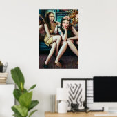 Funny Mona Lisa met haar meisjesteam Poster (Thuiskantoor)