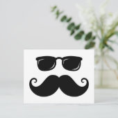 Funny mustache en zonnebril briefkaart (Staand voorkant)