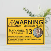 Funny New teenager 13th Birthday Invitation (Debout devant)